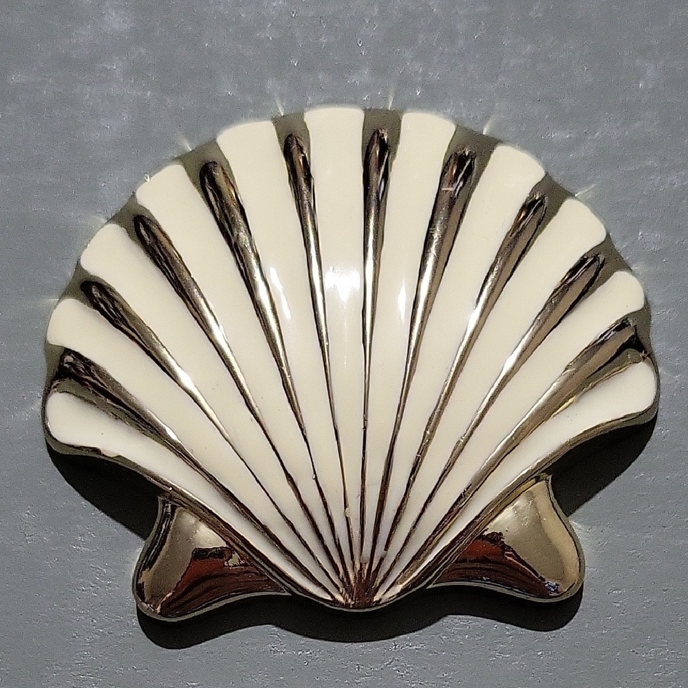 Lilly Pulitzer Cream and Silver Shell Shaped Bottle Opener